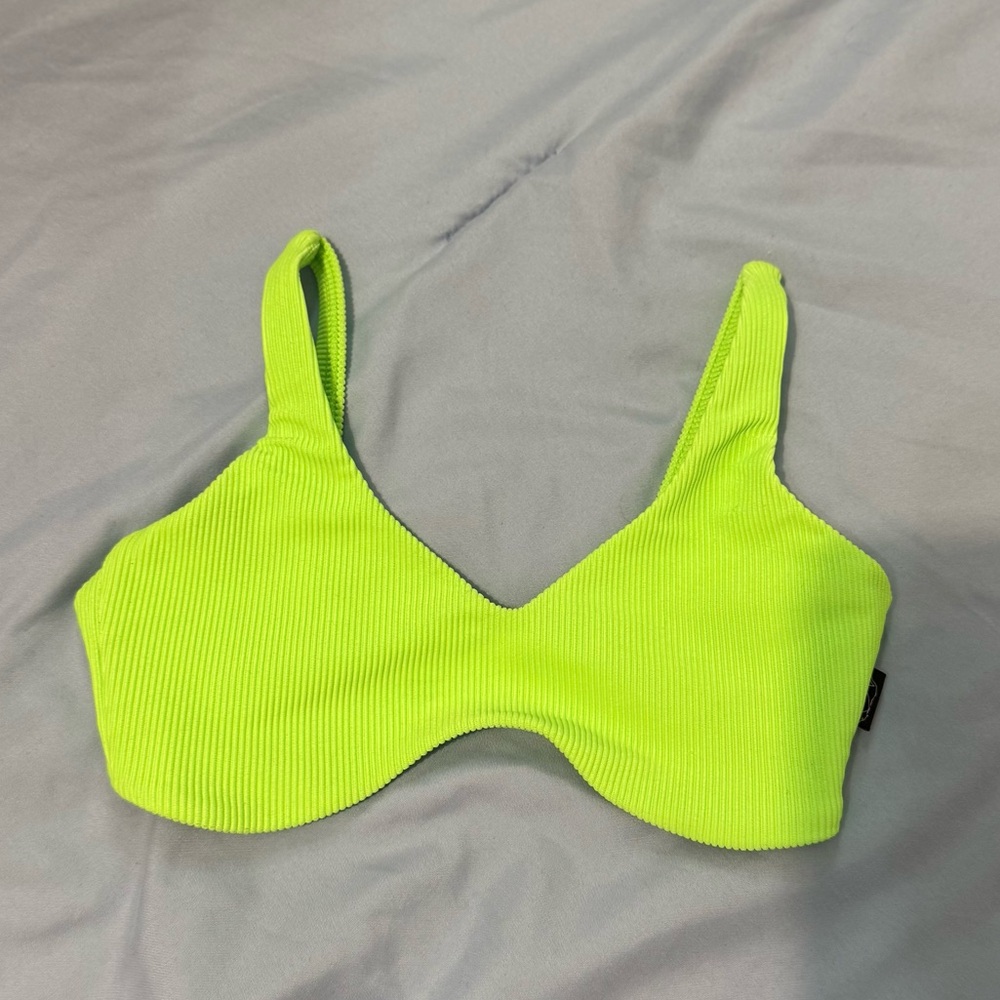 Tiger Friday - Ruth Bralette - Fiji - CM